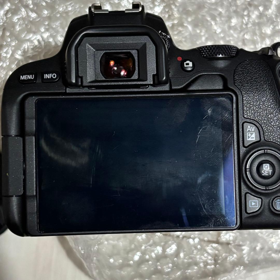 キャノン キス Canon EOS Kiss x9 ダブルレンズ