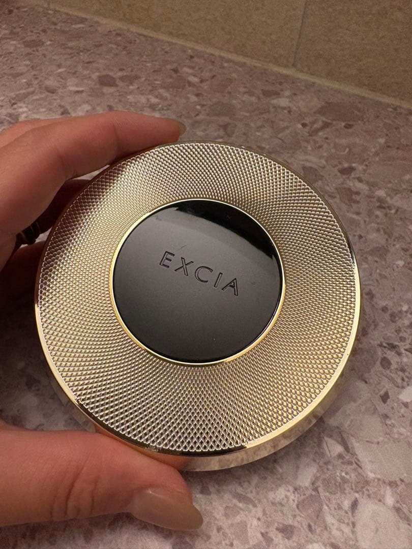EXCIA フェイスパウダー Lサイズ パフ付き