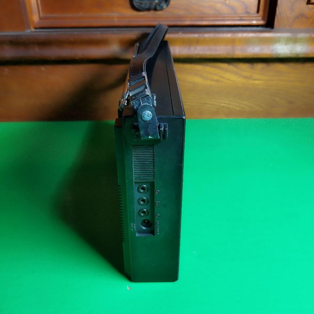 SONY　シンセ チューニング ラジオ　ICF-2001　ジャンク扱い