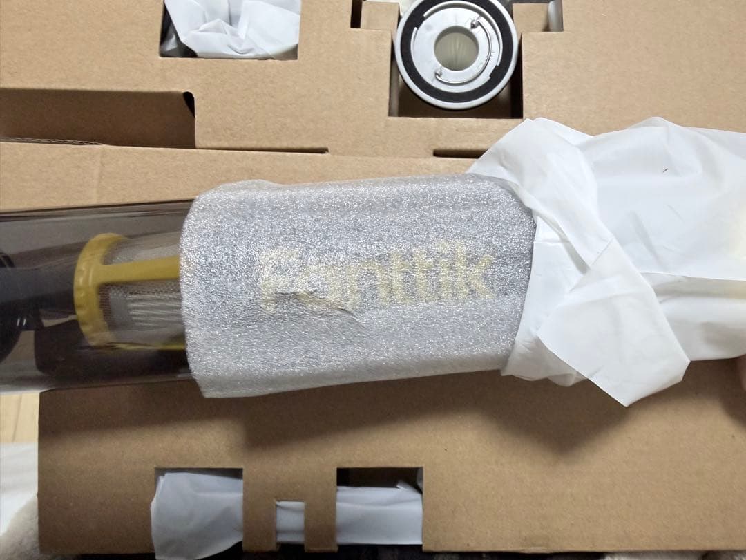 Fanttik Slim V8 APEX ハンディクリーナー本体