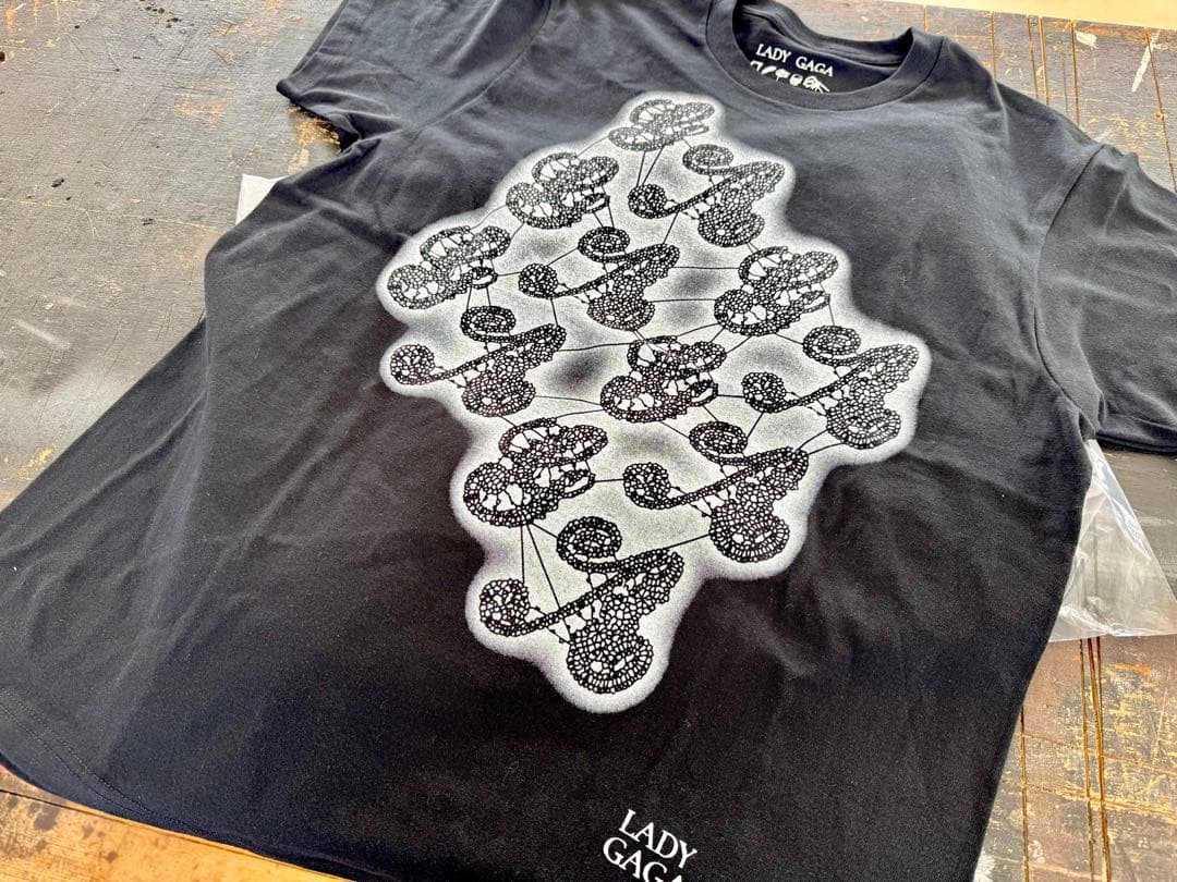 (ラスト1着)新品レディーガガ VIPGOLD 最前列 Tシャツ M〜最安値〜