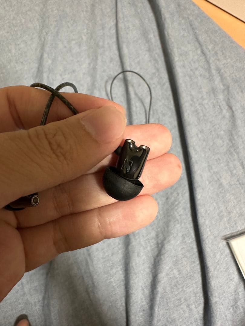 センバイザーIE800