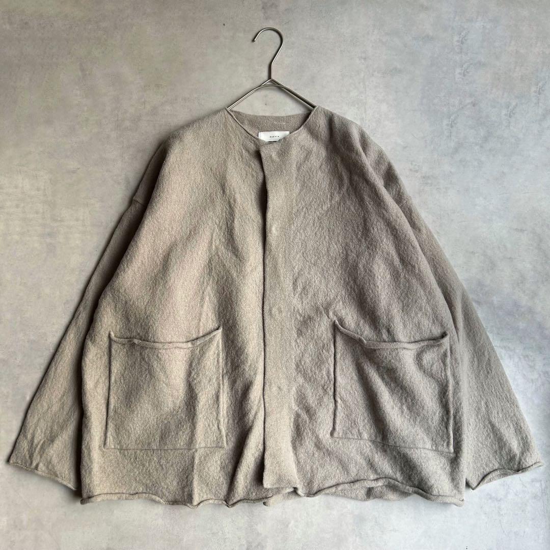 かぐれ ウールノーカラージャケット 圧縮ウール グレージュ 23AW