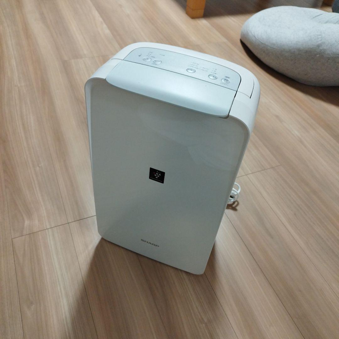 除湿機　シャープ　CV-P71-W