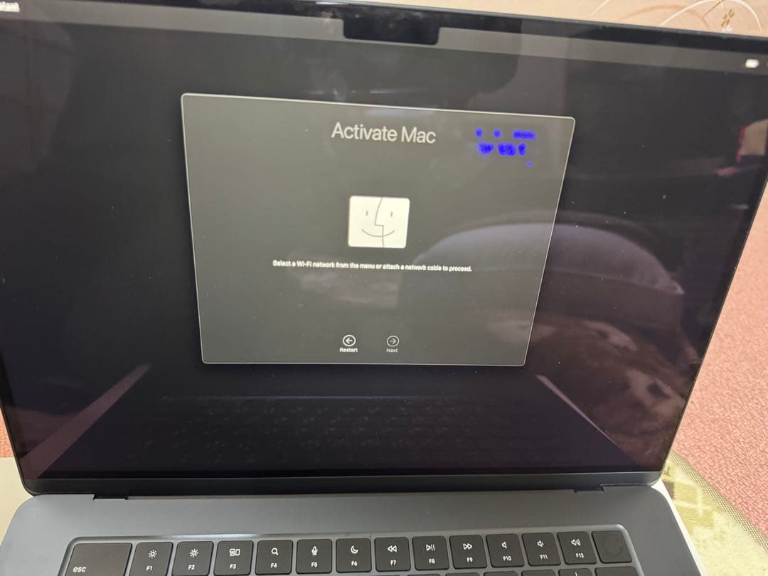 MacBook AirM2チップ256GD 15インチ