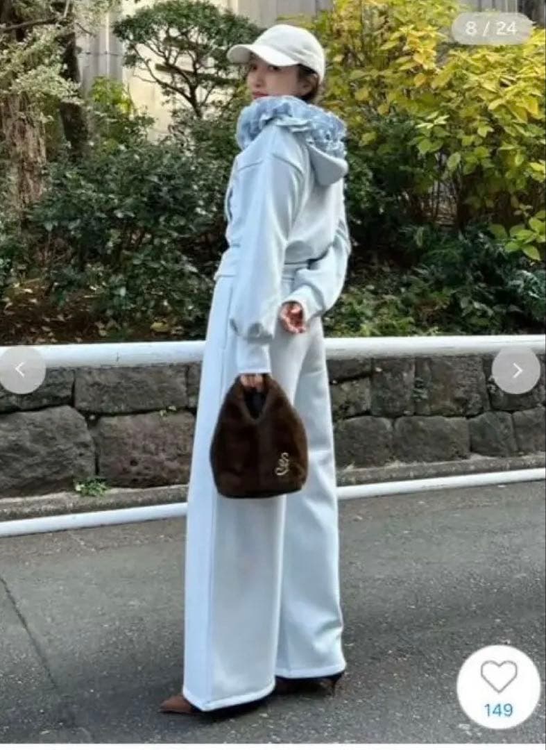 SNIDEL フリルショートジップパーカー