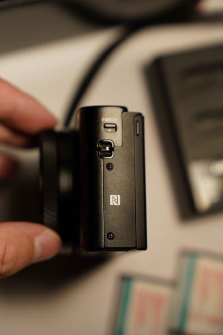 【訳あり/実用品】元箱付SONY RX100M7 バッテリー3個＋充電器