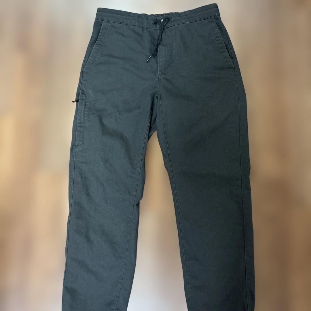 パタゴニア　Patagonia ツイルトラベラーパンツ　ブラック　①