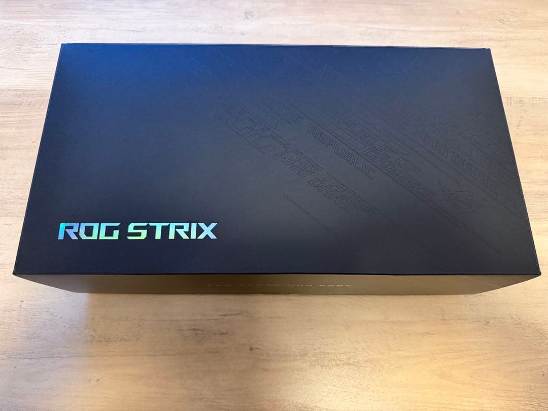 ROG Strix ASUS GeForce RTX 4090 美品