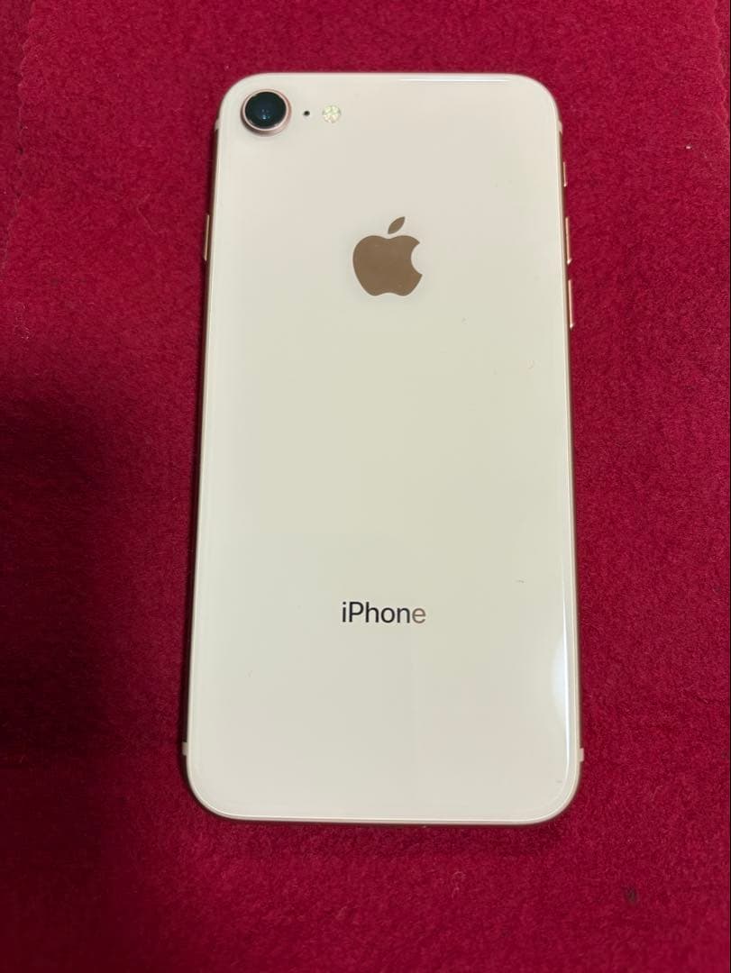 Apple iPhone 8 64GB Simフリー