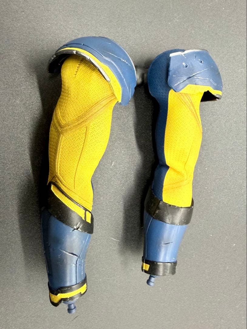 ホットトイズ　ウルヴァリンボーナスアクセサリー　腕パーツ