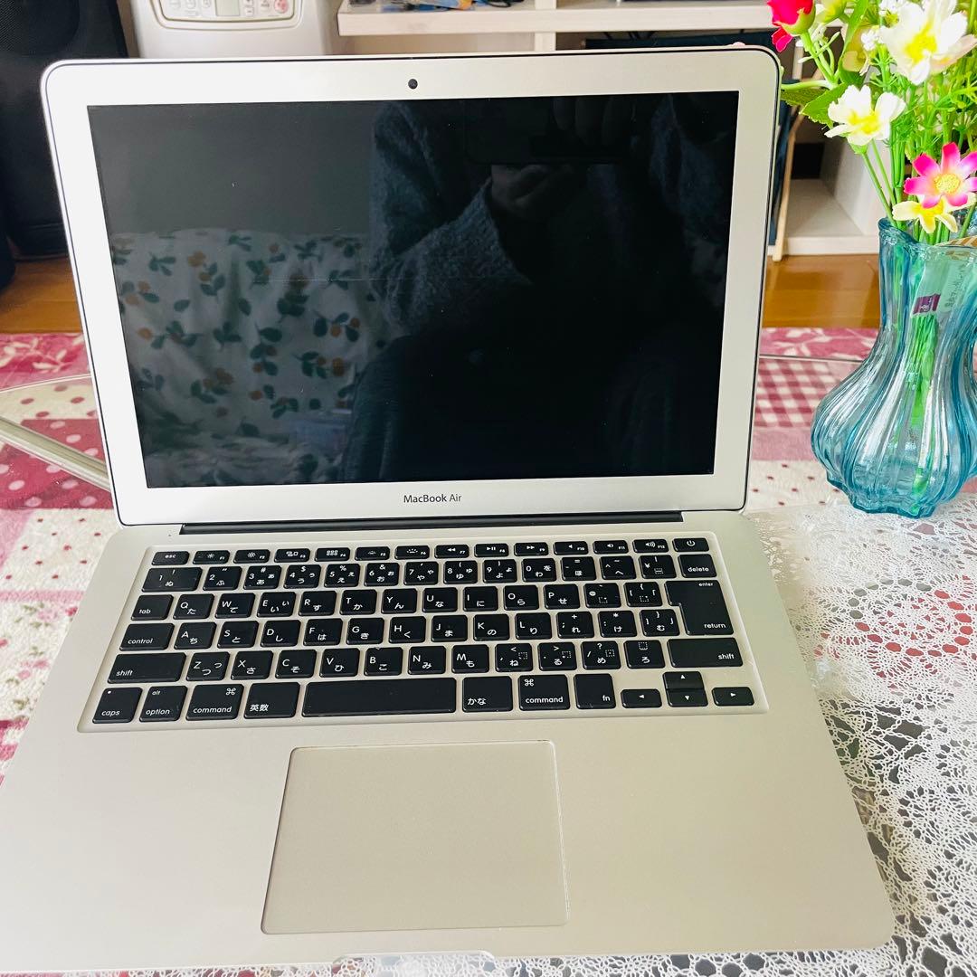 Apple MacBook Air シルバー