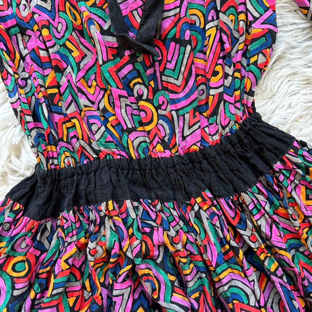 【美品】Diane Freis バルーンスリーブ総柄ワンピース レッド系 シルク