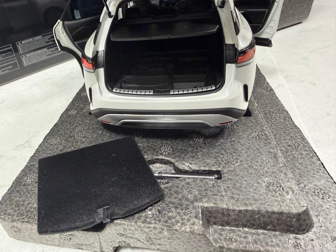 LEXUS RX 30系　ソニッククォーツ ミニカー 1/18 KYOSHO