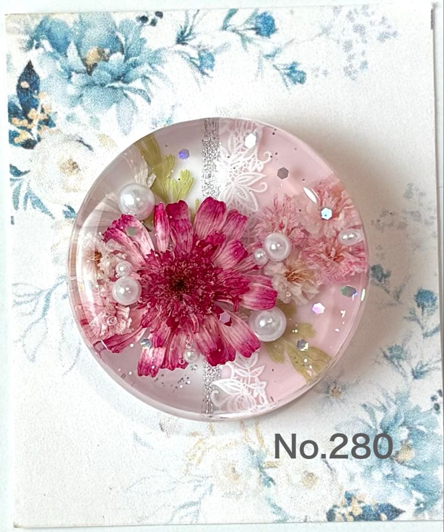 メル30077様　レジンヘアゴム　ポニーフック　ドライフラワー