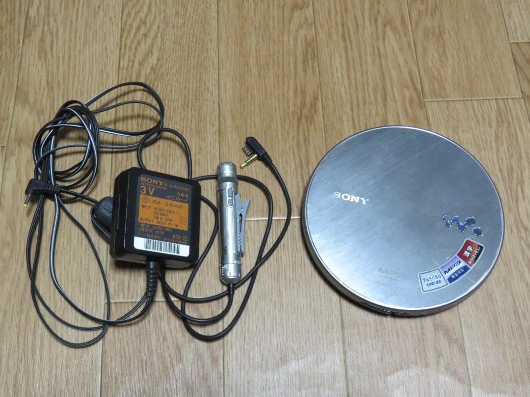 SONY D-NE830 ポータブルCDプレーヤー CD WALKMAN 欠品有