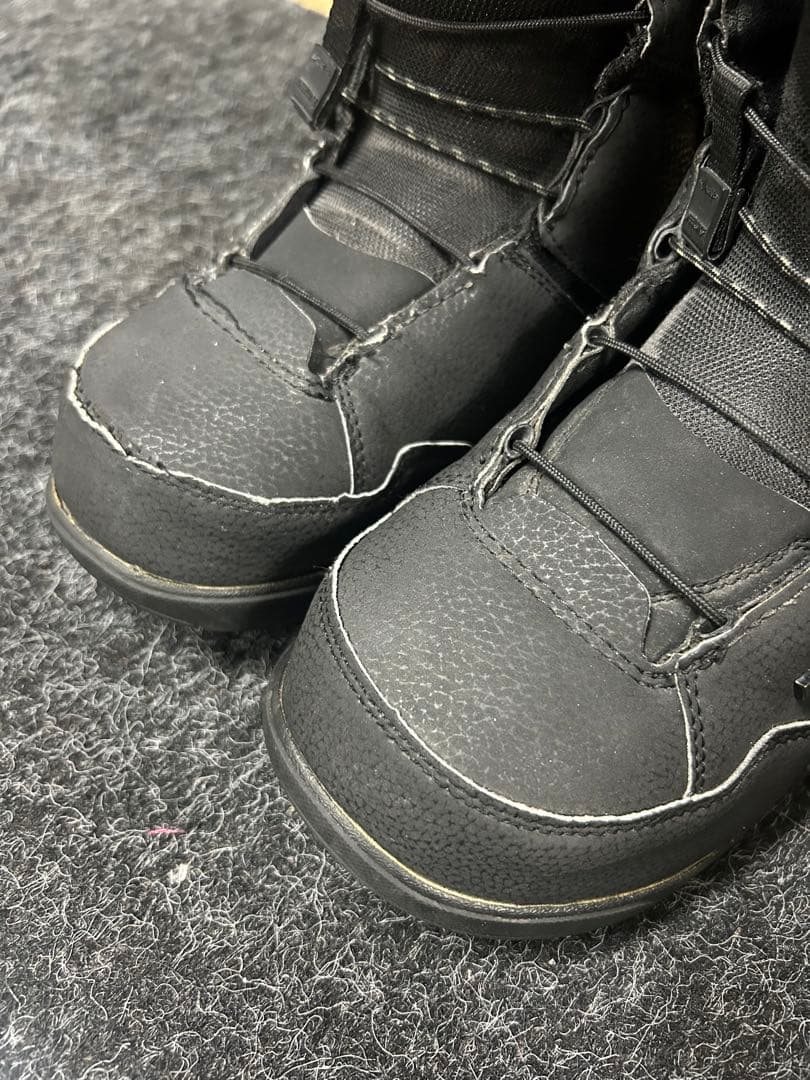 DEELUXE ID Laraブラック スノーボード ブーツ