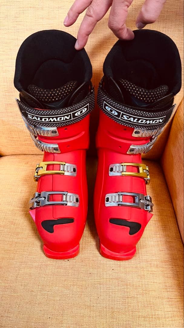 SALOMON COURSE 130スキーブーツ レッド