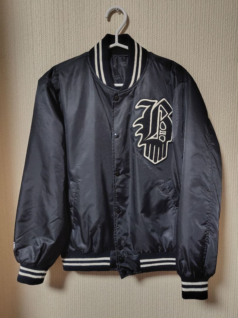 バウンティハンター　スタジャン M bounty hunter