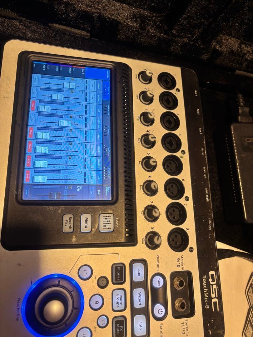 QSC TouchMix-8 デジタルミキサー