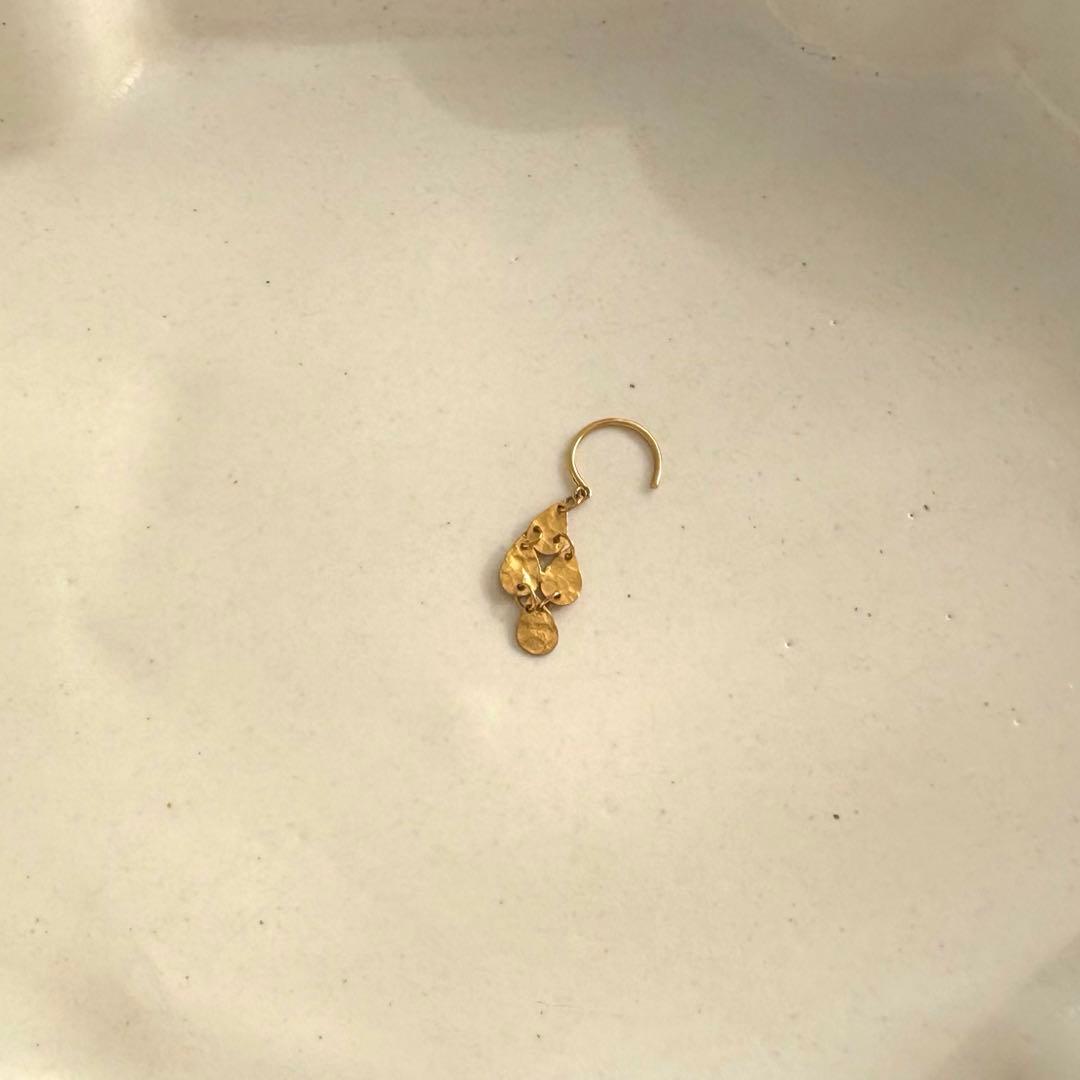 アルティーダウード　片耳ピアス