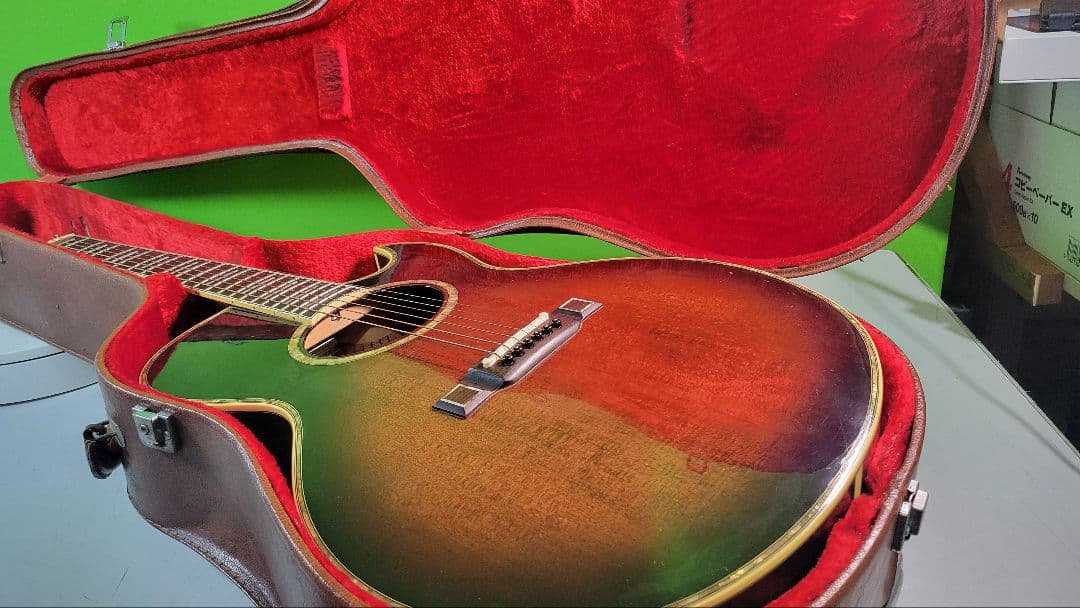 Washburn MONTEREY ARTIST-Aエレアコギター現状品