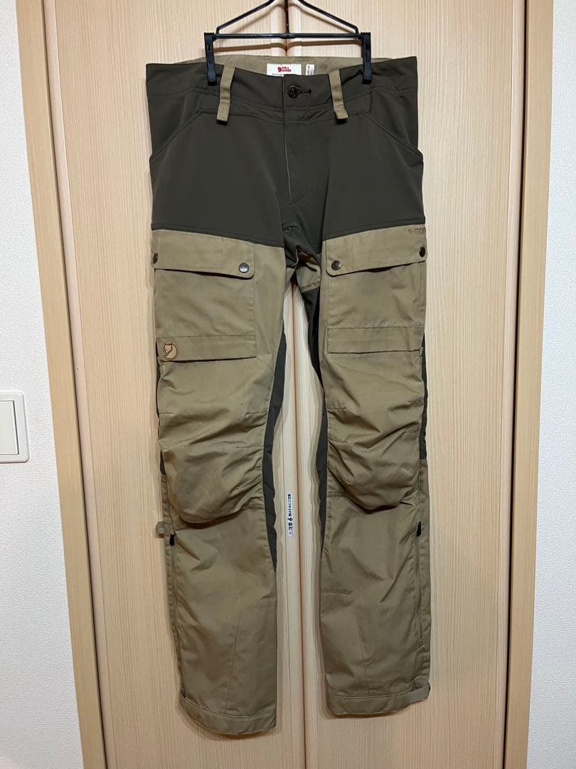 【廃盤】FJALLRAVEN Keb Trousers Sand/Tarmac