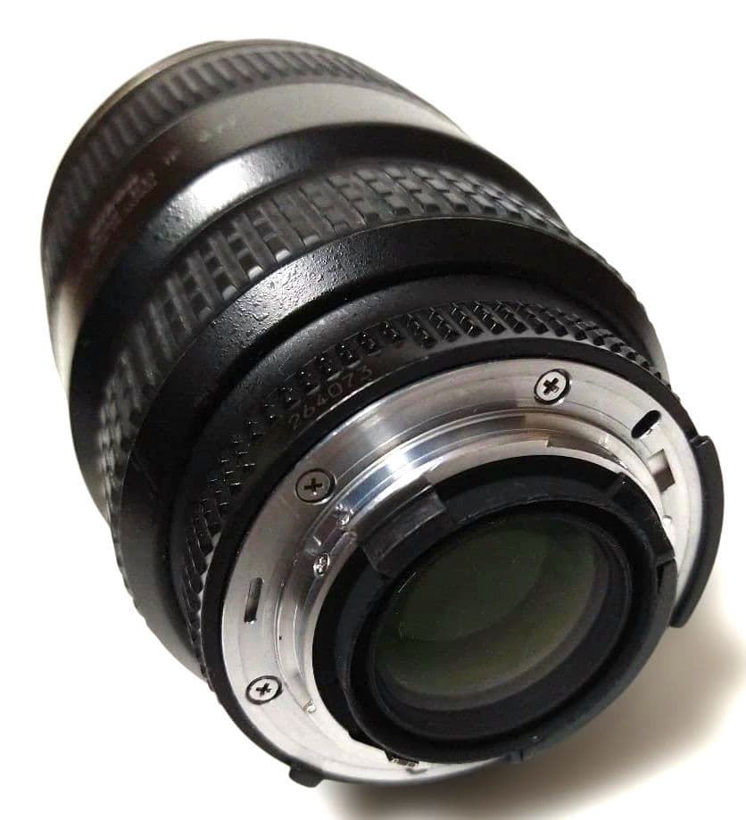 Nikon AF-S 17-35mm 1:2.8D ED IF φ77