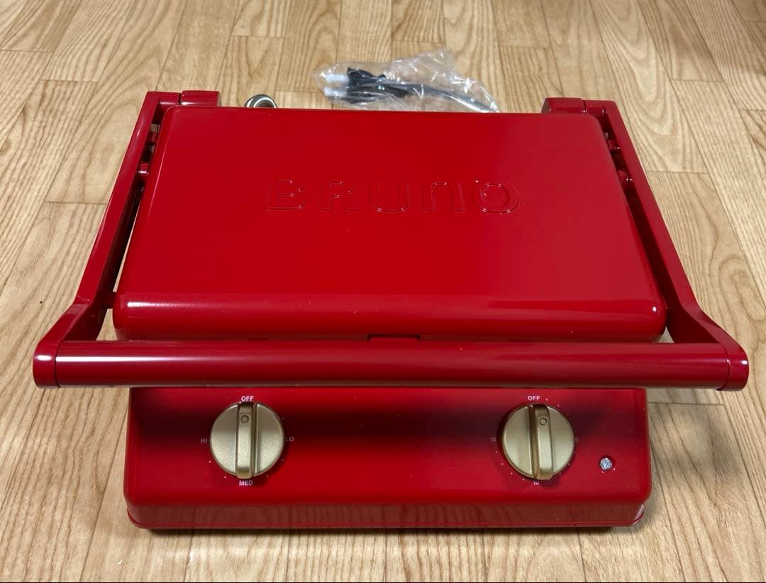 新品☆未使用　BRUNO グリルサンドメーカーダブル　レッド　ブルーノ