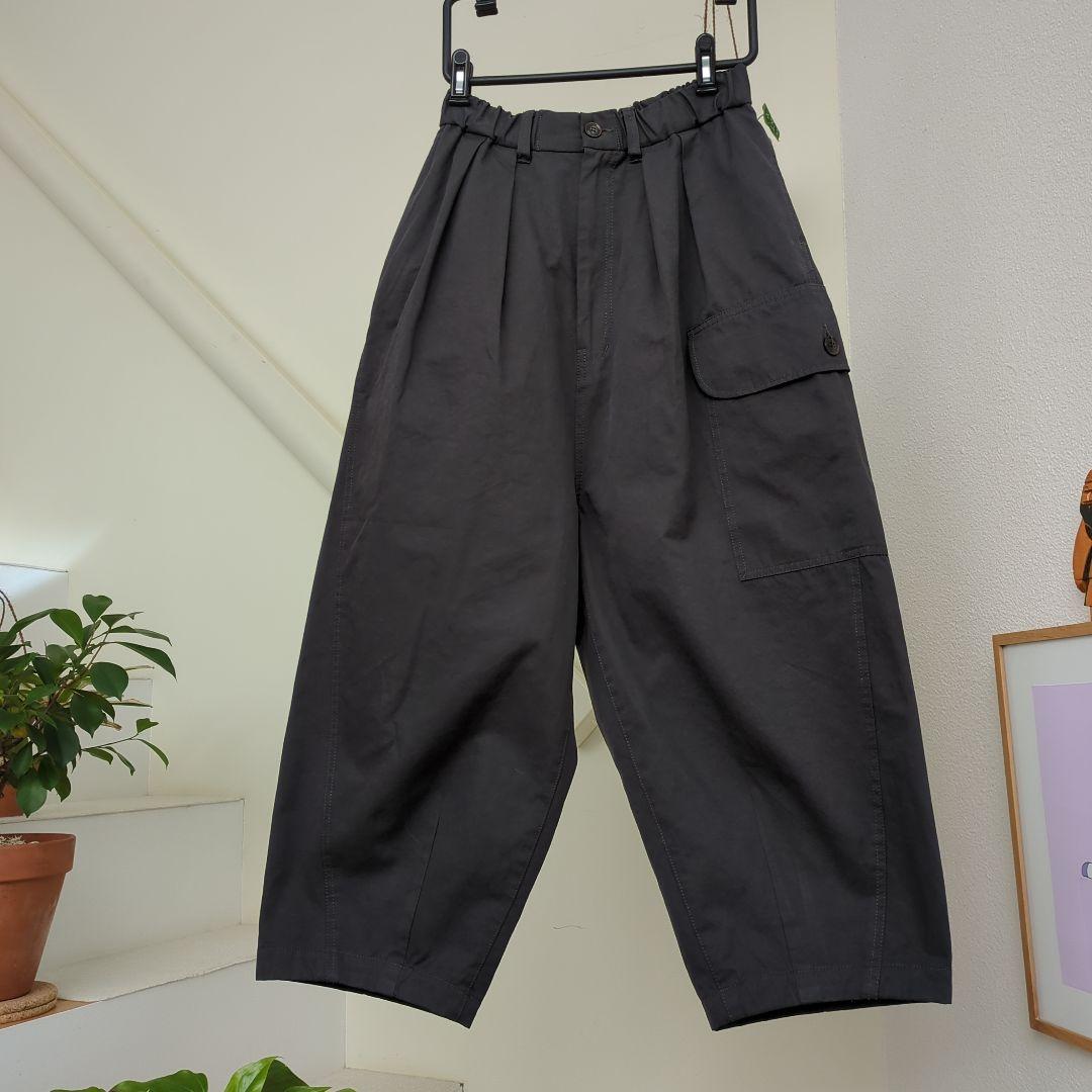 新品　tumugu　ワイドテーパードパンツ