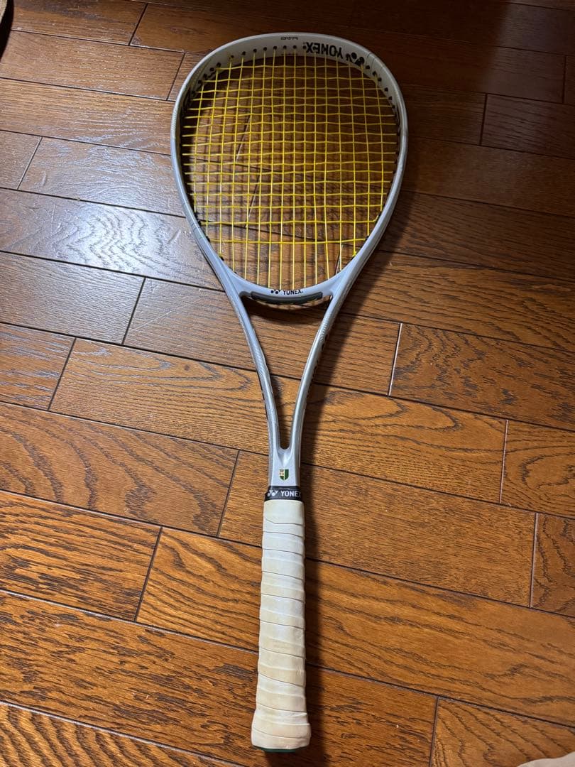 ヨネックスソフトテニスラケット　ナノフォース8Vレブ