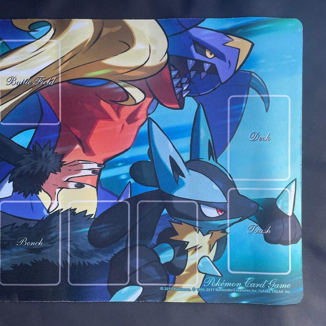 プレイマット シロナの全力　ガブリアス　ルカリオ