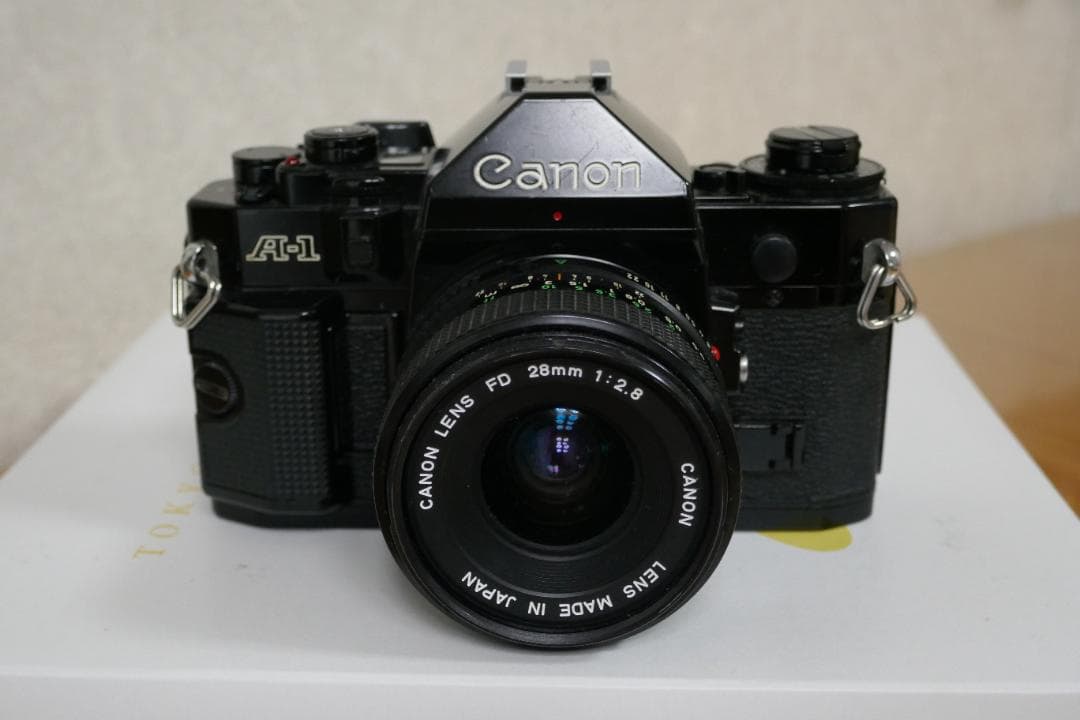 Rtさん専用　Canon A-1 フィルム一眼レフカメラ 28mmレンズ付き