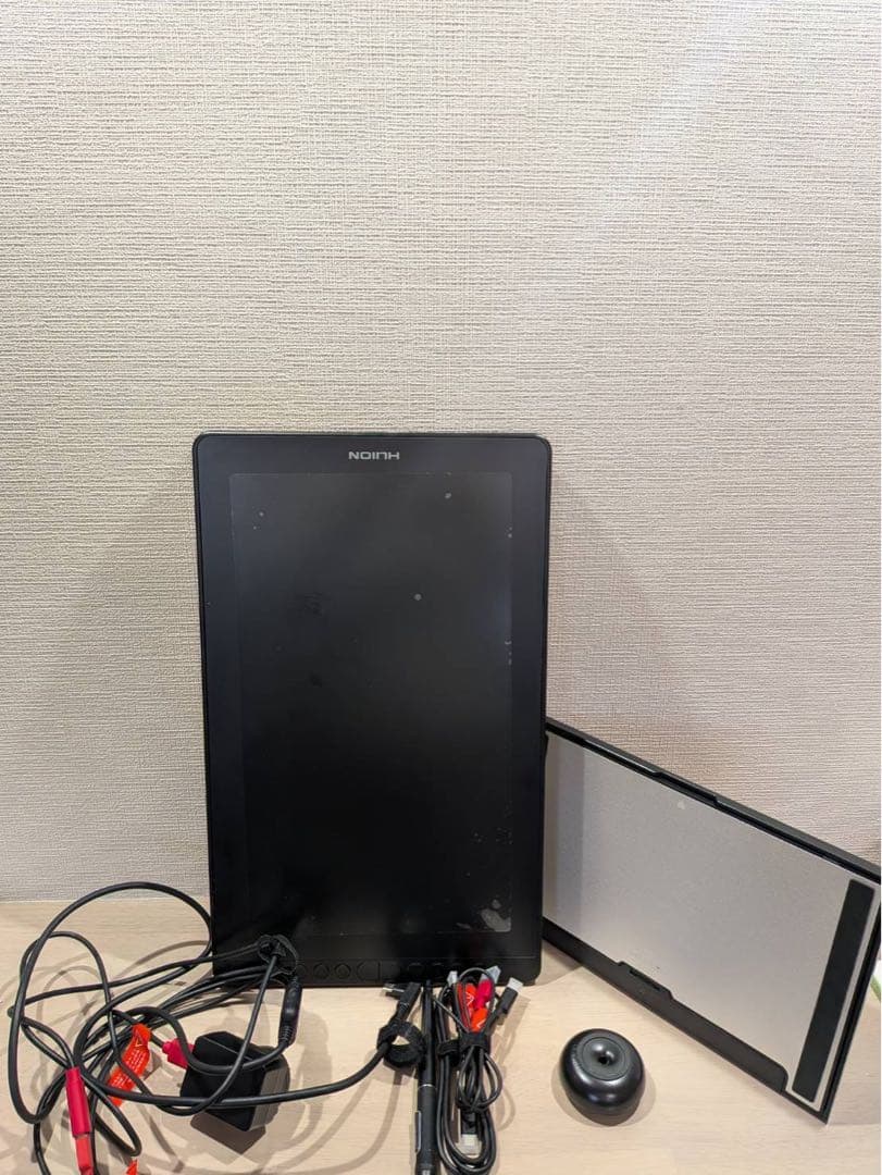 【動作確認済】液晶タブレット HUION KAMVAS16 スタンド付き