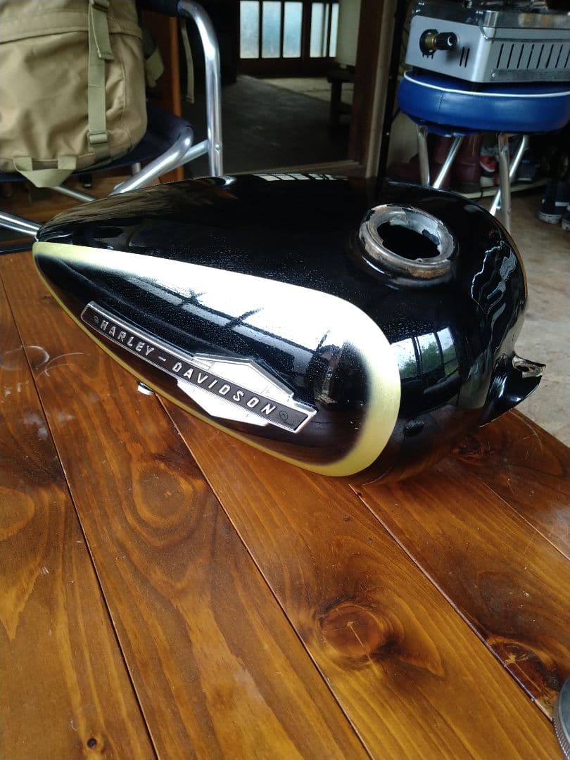 ハーレータンク