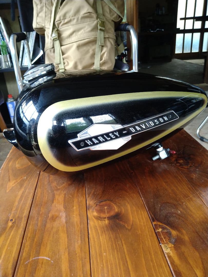 ハーレータンク