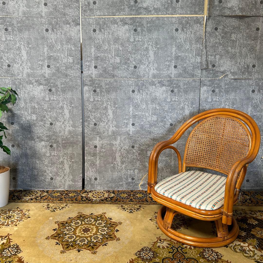 ꧁籐家具꧂回転式ラタン高座椅子&ガラステーブルセット アーム チェア クッション