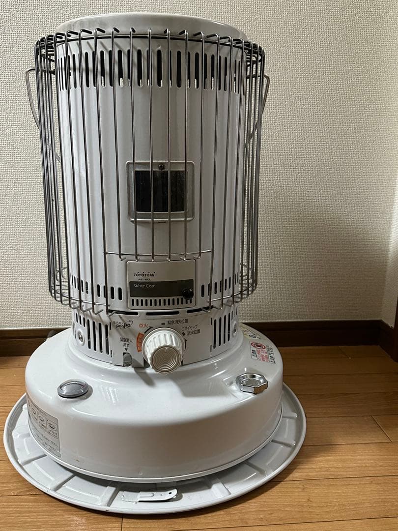 Yちゃん石油ストーブ【TOYOTOMI】 KS-6700 引取り限定