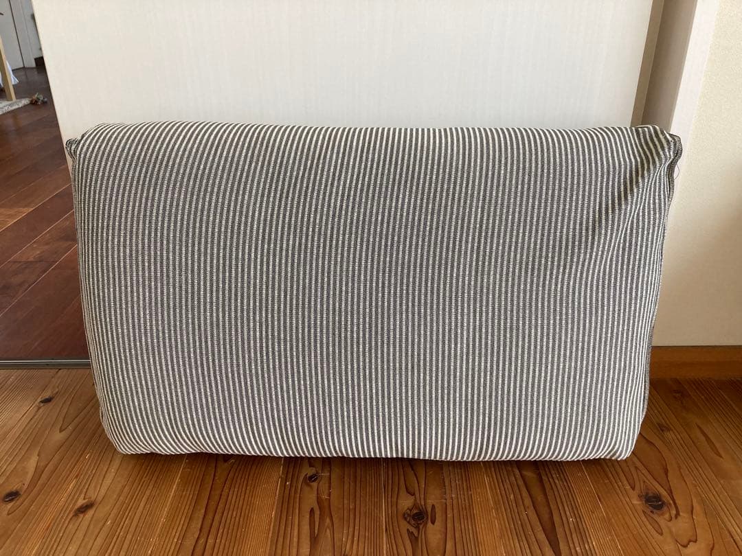 アイラーセン　ストックホルム　背もたれ　クッション２つセット