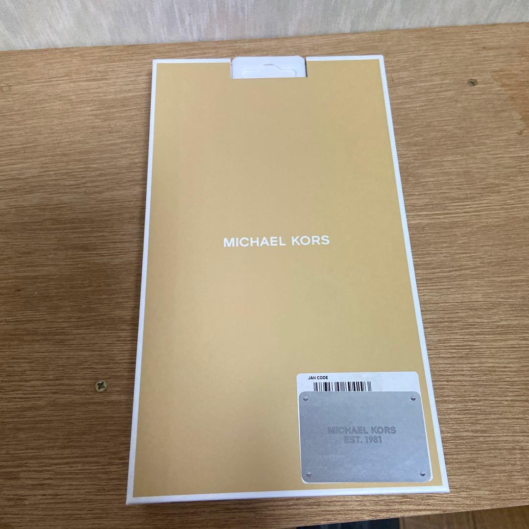 ☆新品未開封☆ MICHEAL KORS iPhoneSE2 専用ケース　完売品