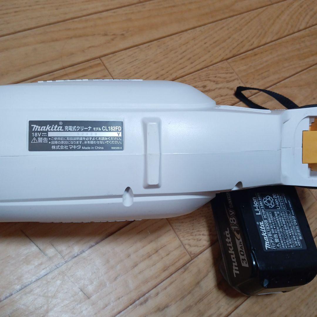 マキタ18V充電式クリーナーCL182FD 純正バッテリー、純正急速充電器付