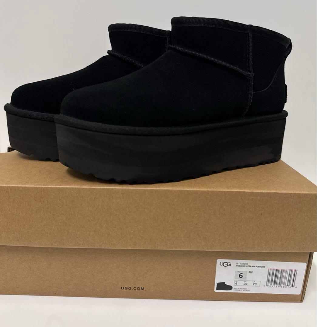 UGG クラシックウルトラミニ　プラットフォーム 黒 US6 JP23.0