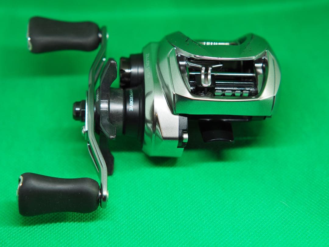 ダイワ ジリオンSV TW 1000SH ギア比7.1:1 機関良好 キズ多め