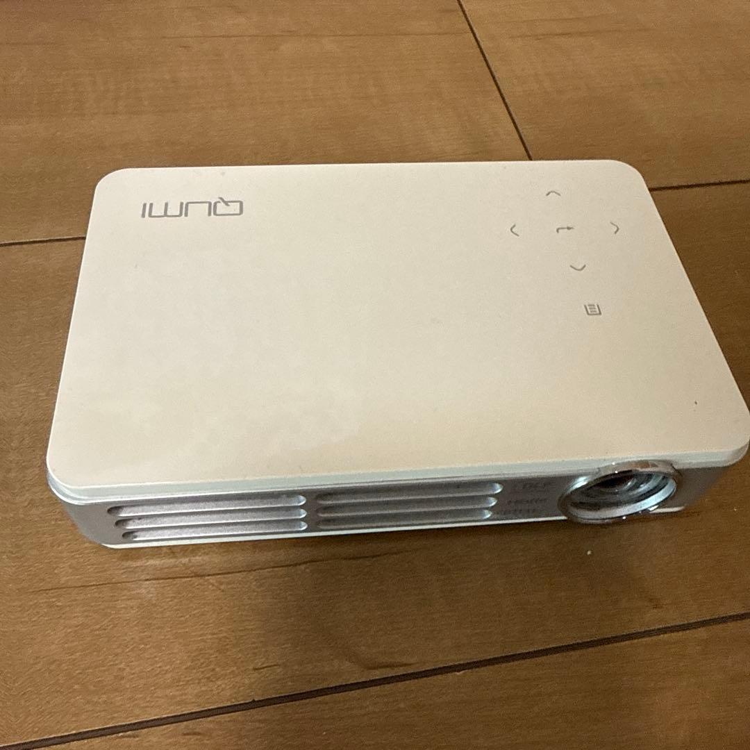 (ジャンク) QUMI HDポケットプロジェクター Q4-WT
