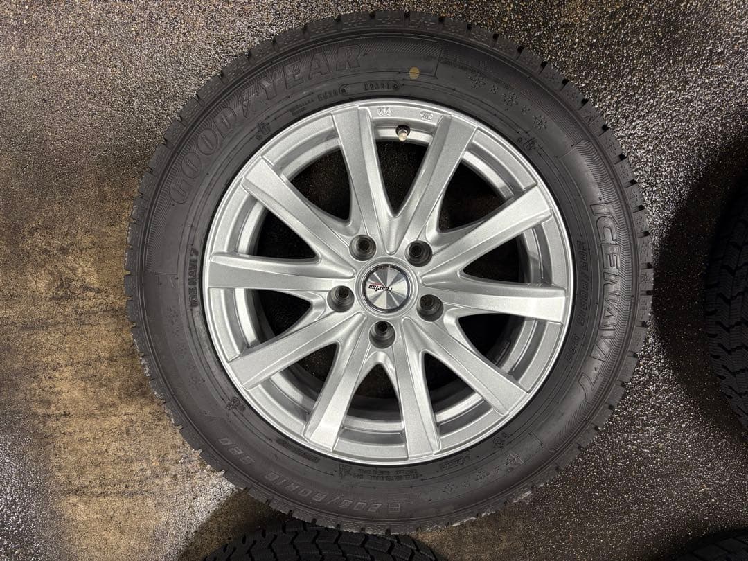 スタッドレスタイヤホイール 4本セット 205/60R16