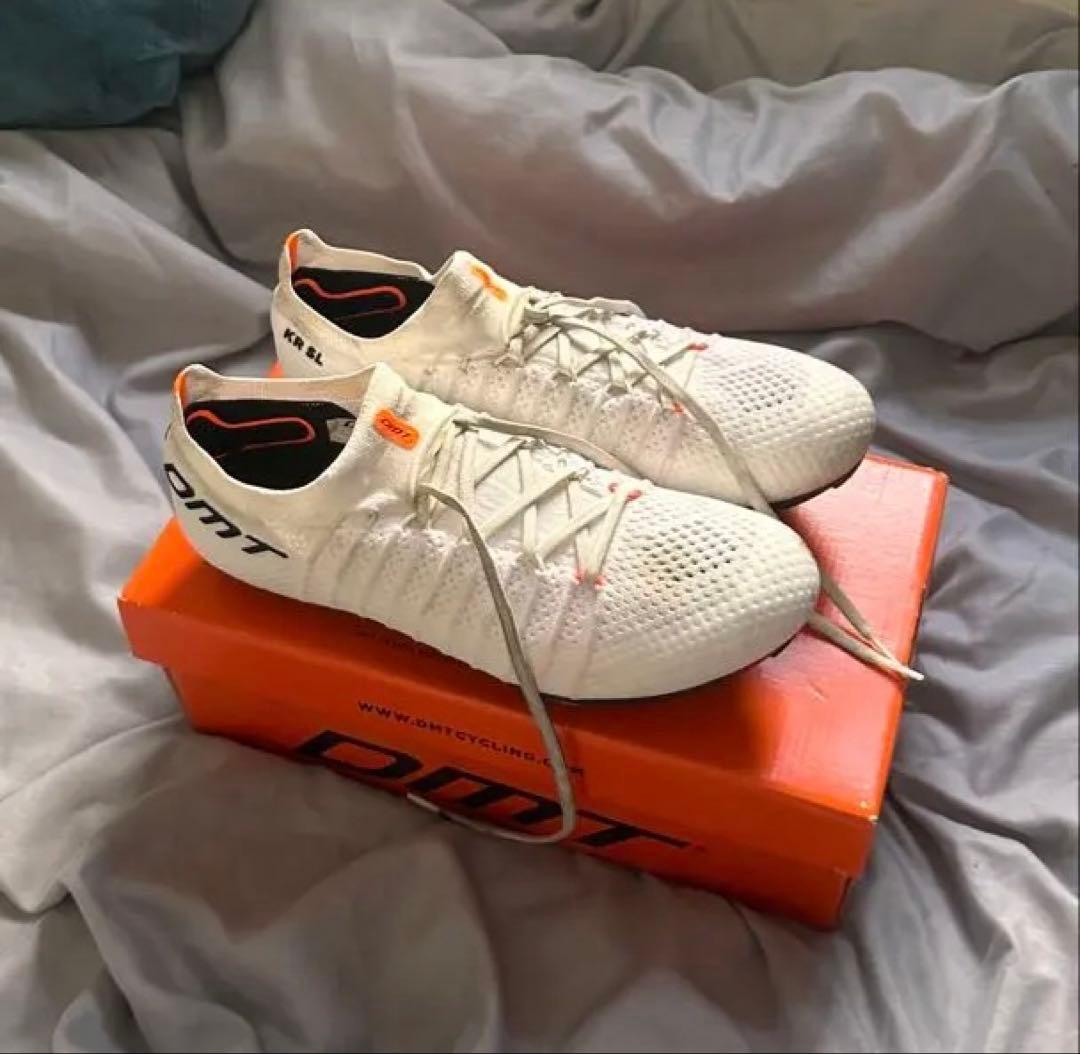 dmt KR SL 42 ホワイトシューズ