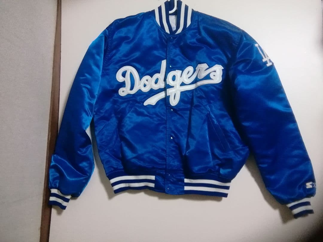 USA製Los Angeles Dodgers ドジャース　スタジャン　中綿