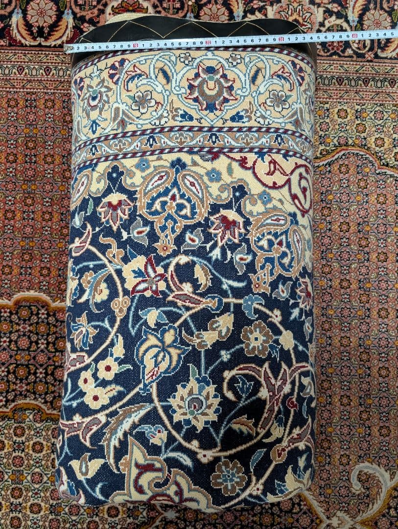 ペルシャ絨毯　ナイン　クリーニング済 Persian carpet　Nain