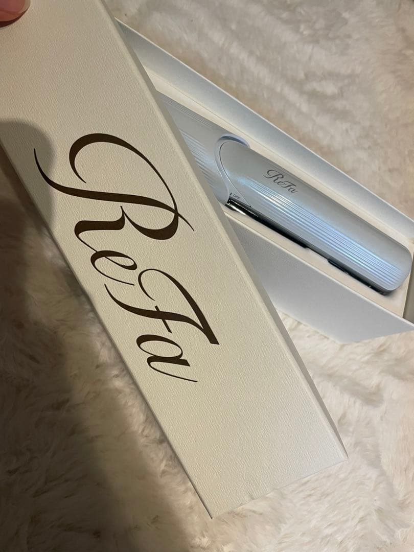 ReFa ストレートヘアアイロン シルバー　ミニヘアアイロン　コードレス