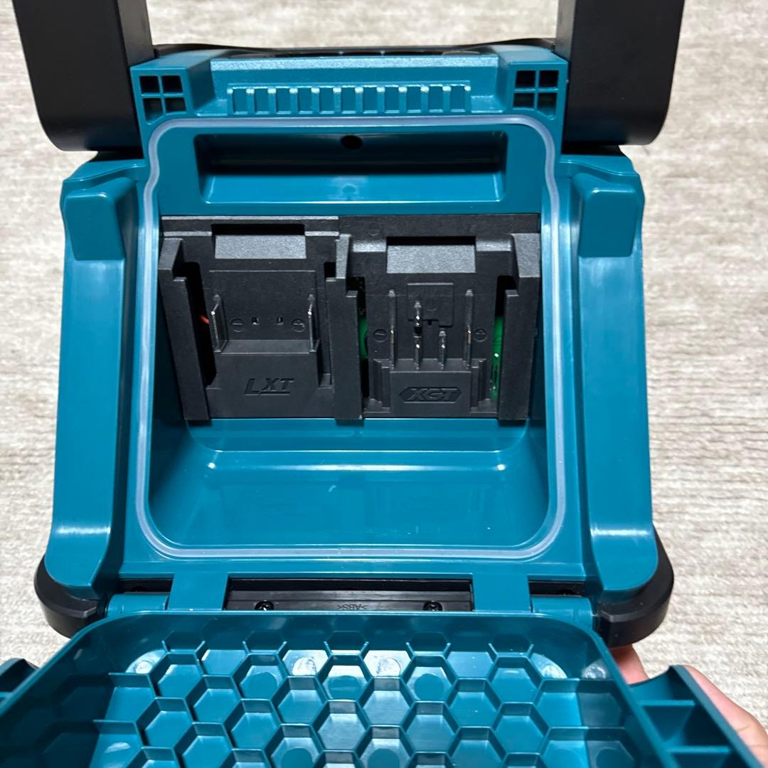 【新品同様】Makita マキタMR014GZ Bluetoothスピーカー